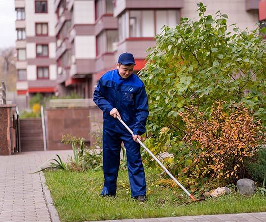 Уборка территории в Кызыле и  Республике Тыва